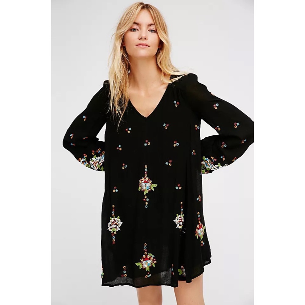 Free People size small embroidered dress